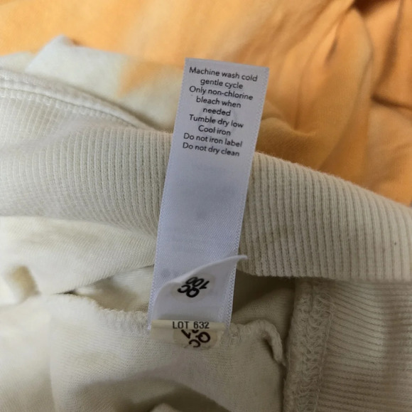 Athleta Womens Sundown Dip Dye Sweatshirt Abyssinian Yellow Sz Med - Picture 11 of 11